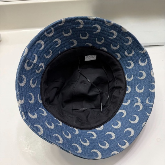 Blue Moon Patterned Bucket Hat - Picture 3 of 3